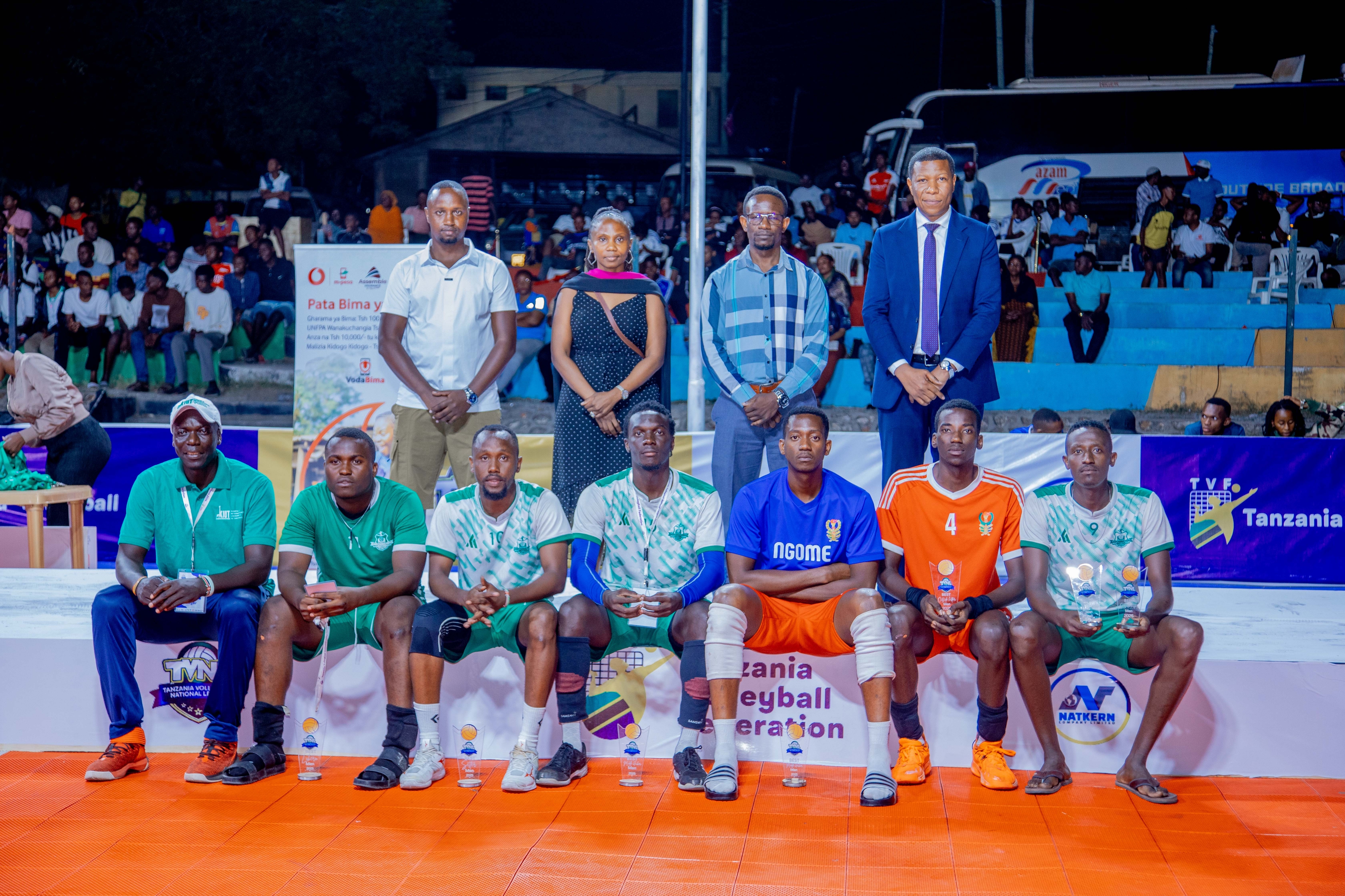 KIUT dominates TVNL, sweeps top individual awards